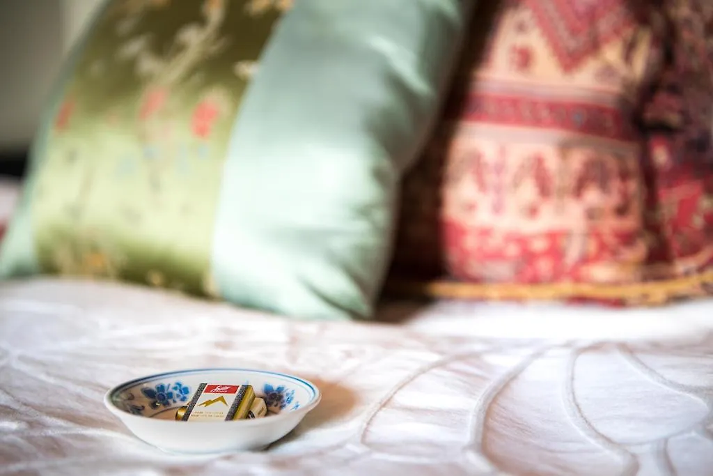 Oak Bay Guest House Bed & Breakfast Victoria
