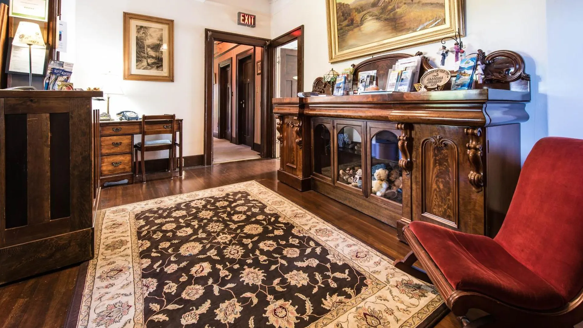 Oak Bay Guest House Bed & Breakfast Victoria