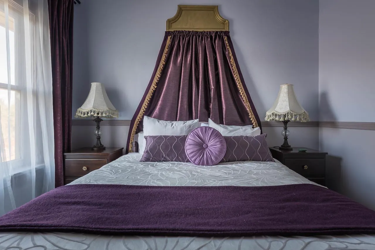 Oak Bay Guest House Bed & Breakfast Victoria