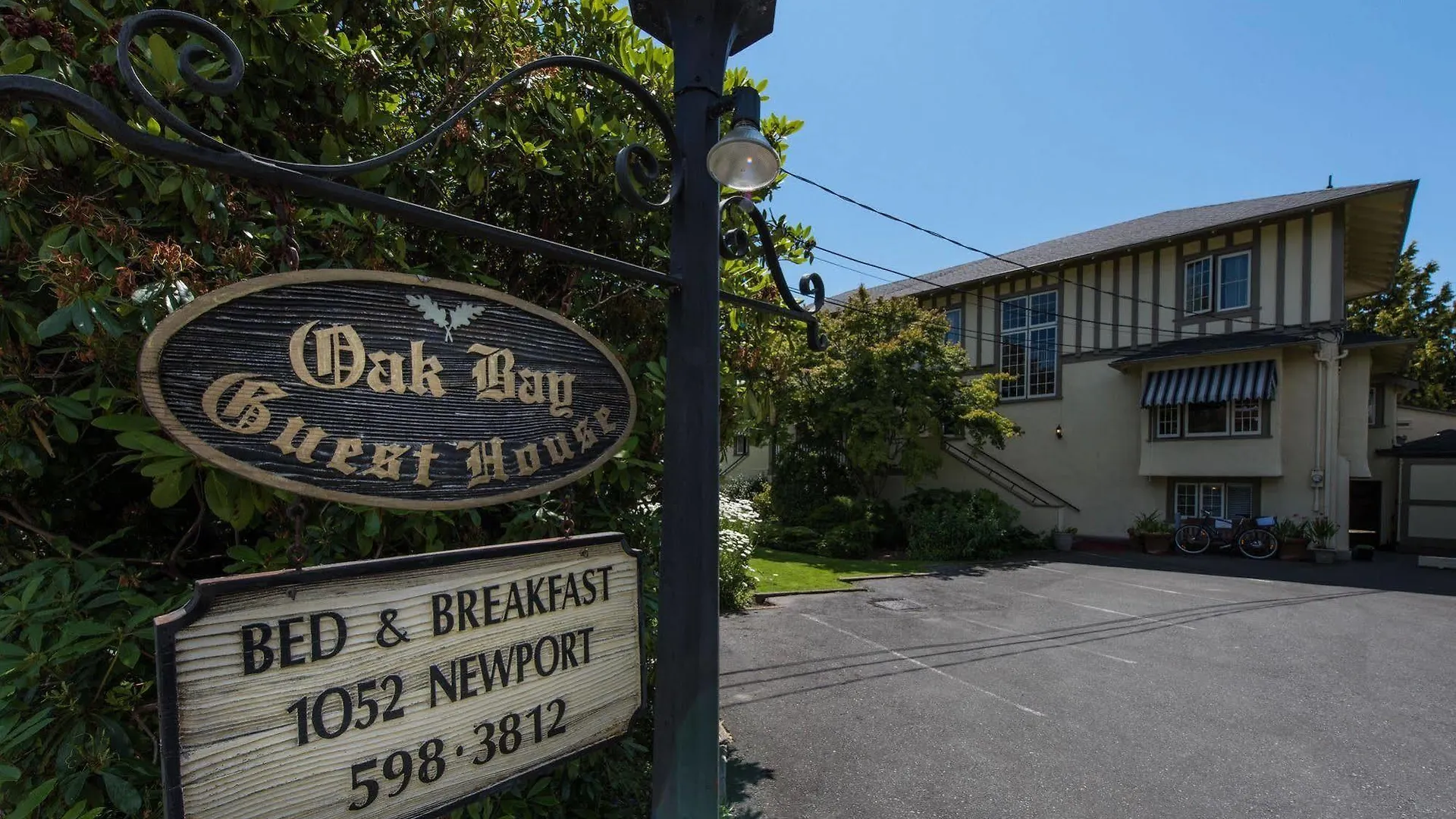 **  Oak Bay Guest House Bed & Breakfast Victoria Canada