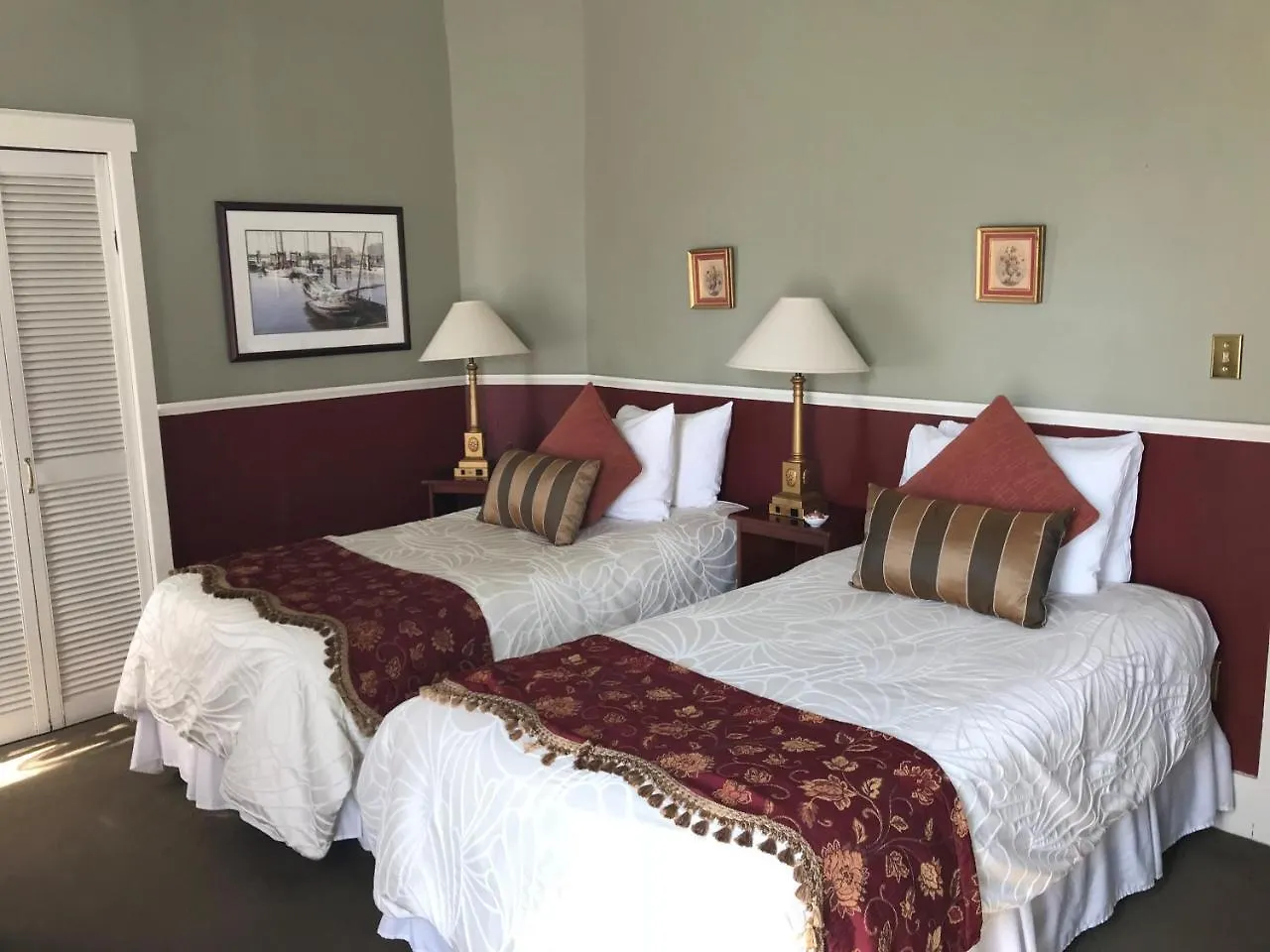 Oak Bay Guest House Bed & Breakfast Victoria 2*,