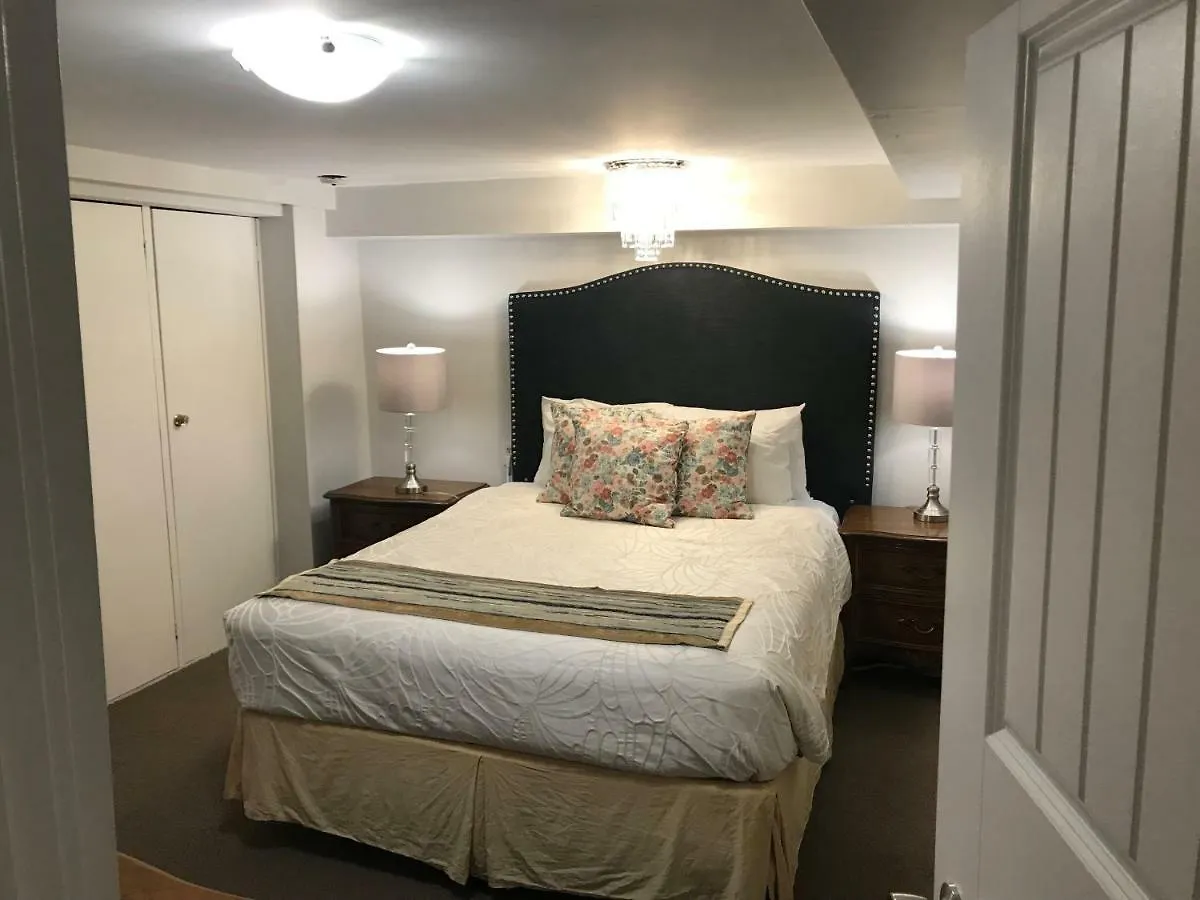Oak Bay Guest House Bed & Breakfast Victoria