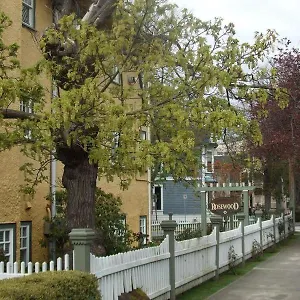 2* Hotel Rosewood